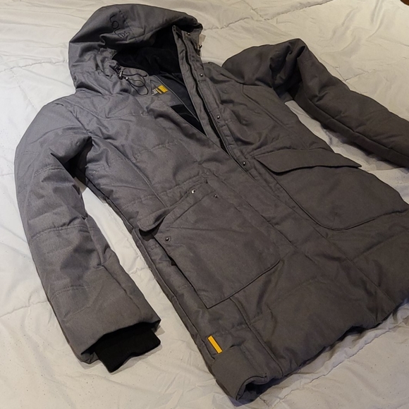 LOLE Winter Jacket - Picture 1 of 4